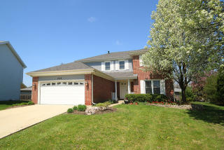 809 Bruno Ct, Naperville, IL 60563-0447