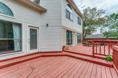 11508 Cherry Hearst Ct, Austin TX  78750-3525 exterior