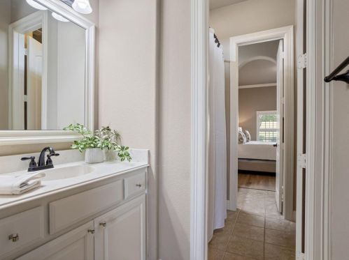 12740 Bella Vino Dr, Fort Worth TX  76126-4933 exterior