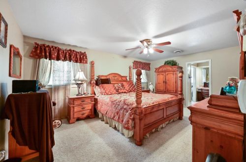 1432 Marshall St, Turlock CA 95380-4133 exterior