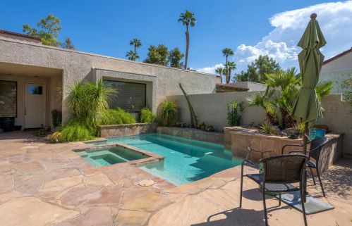 3 Inverness Dr, Rancho Mirage, CA 92270-1400