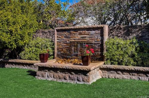 14912 Elm Ave, Irvine CA  92606-2611 exterior