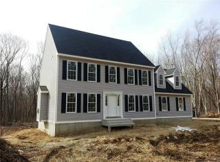 66 West St, Hebron, CT 06248-1230