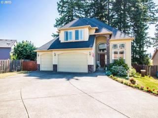 2026 Cascade St, Camas, WA 98607-6301
