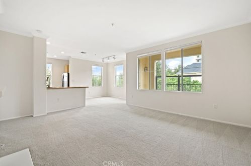 2431 Watermarke Pl, Irvine CA  92612-7690 exterior