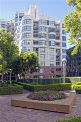 2 Townsend St, San Francisco CA  94107-2046 exterior