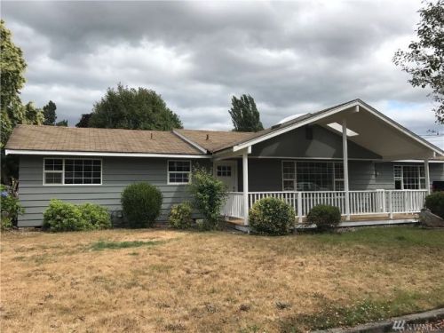 18388 Myrtle Dr, Burlington, WA 98233-3456