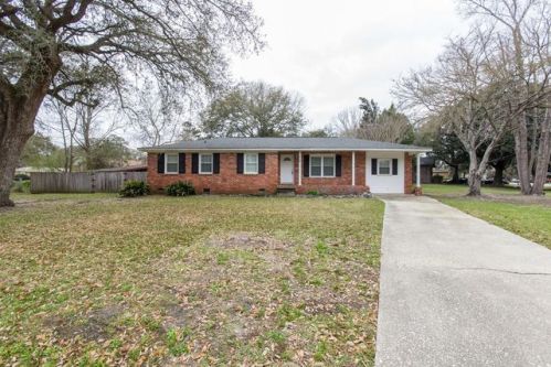 112 Richter Dr, Ladson, SC 29456-5409