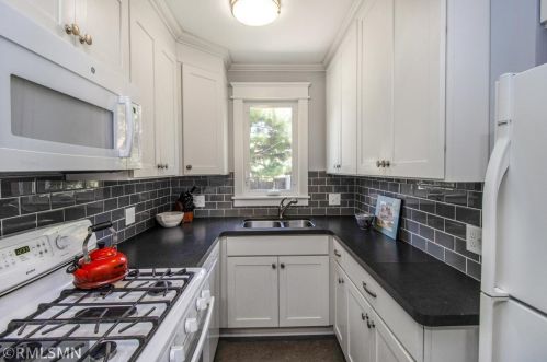 1025 Fairmount Ave, Saint Paul MN  55105-3121 exterior