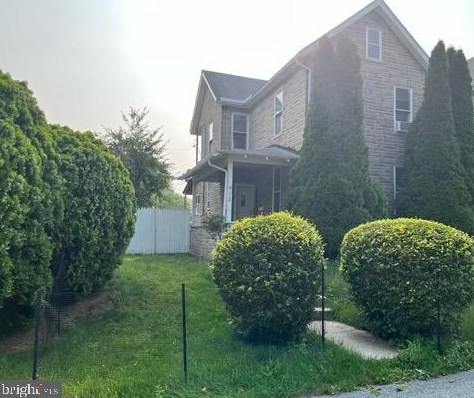 912 Melrose St, Harrisburg, PA 17104-2429