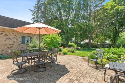 719 Somonauk St, Sycamore IL  60178-2253 exterior