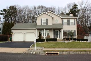 70 Diamond Ln, Wall Township, NJ 07731-1872