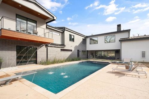 913 Thornridge Cir, Argyle TX 76226-2525 exterior