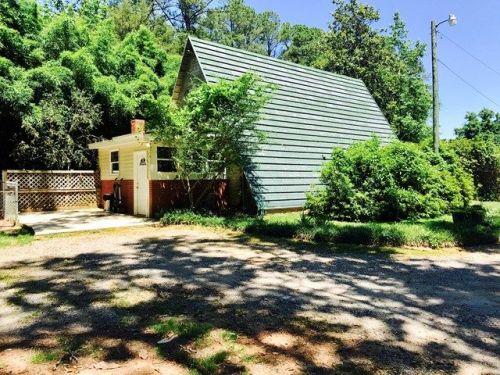 417 Bauskett St, Meeting Street, SC 29824-4569