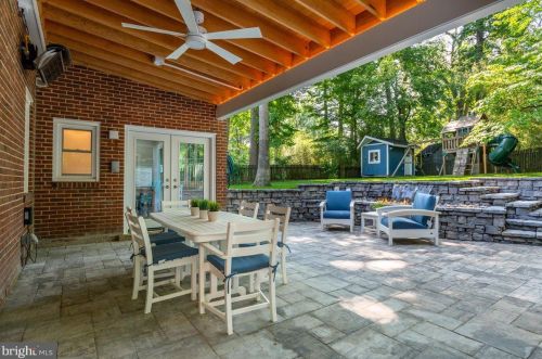 1314 Dl Dr, Silver Spring MD 20910-1601 exterior