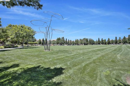 3240 Maguire Way, Pleasanton CA  94568-8600 exterior