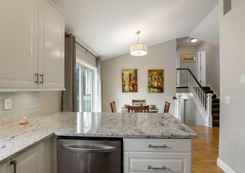 9063 Glacier Rd, Saint Paul MN  55125-3467 exterior