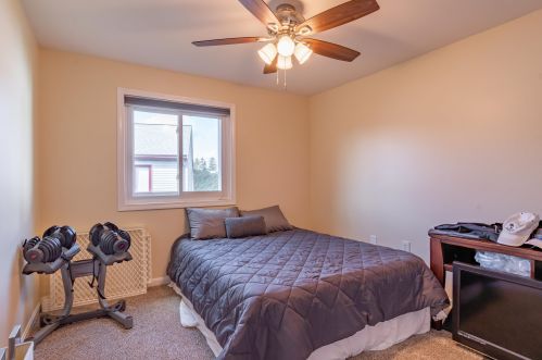 256 Stonebridge Dr, Nashua NH  03063-5097 exterior
