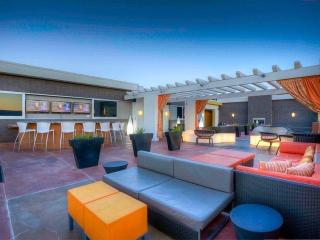 2100 Katella Ave, Anaheim CA  92804-6459 exterior