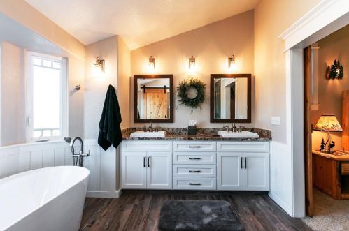 30999 Grooms Rd, Valley Home CA 95361-7513 exterior