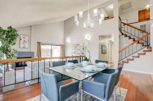 905 Decoto Ct, Milpitas, CA 95035-4519