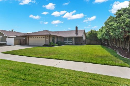919 Yosemite Dr, Placentia, CA 92870-4029