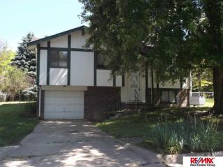 14518 Willow Creek Dr, Omaha, NE 68138-6352