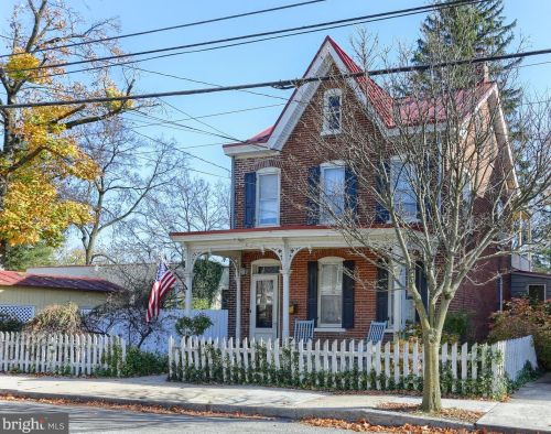 111 East St, Carlisle, PA 17013-2511