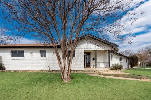 4809 Blaney Ave, Fort Worth TX  76180-8231 exterior