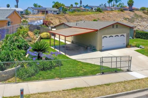 5074 Gold Dr, Oceanside, CA 92057-3722