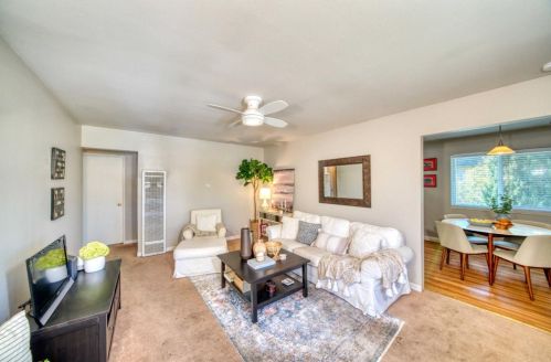 152 Carlton Ave, Los Gatos, CA 95032-2757