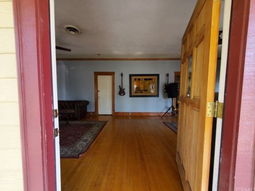 6510 Palm Ave, Riverside CA  92506-2315 exterior