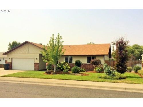 58 Alora Dr, Hermiston, OR 97838-1160