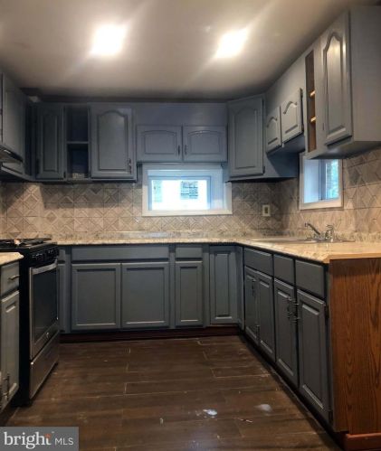 536 Mckenzie St, York, PA 17401-2722