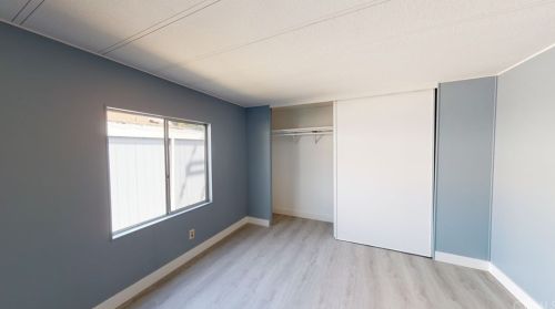 330 Magpie Ln, Santa Ana CA  92708-5822 exterior