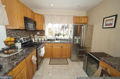 1239 Cheltenham Ave, Philadelphia, PA 19124-1031