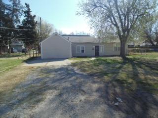 726 Volutsia St, Wichita KS  67211-2935 exterior