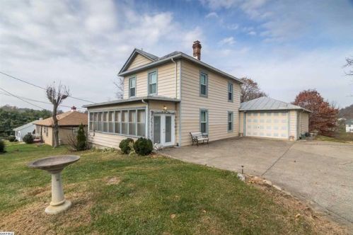 315 Sterling St, Staunton, VA 24401-5034