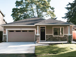 5731 Nehalem St, Portland, OR 97206-8172