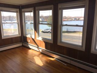 1711 Emory St, Tinton Falls NJ  07712-5105 exterior