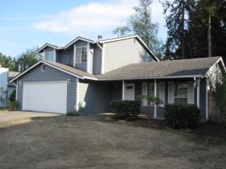 1705 Utah Ct, Milton, WA 98354-9737