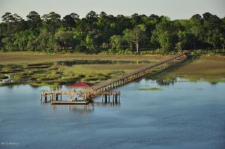 46 Crystal St, Seabrook, SC 29940-3604
