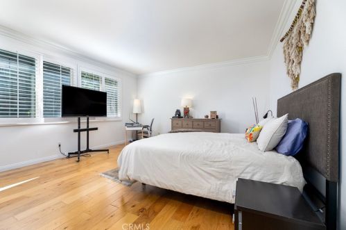 58 Montrose, Irvine CA  92620-1995 exterior