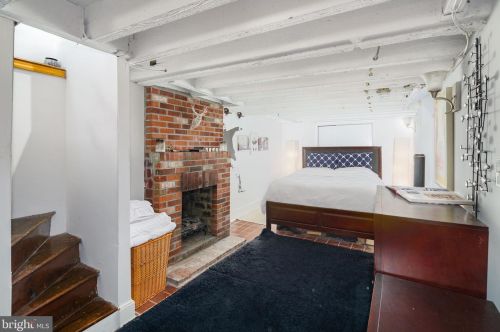 1336 Lombard St, Philadelphia PA  19147-1004 exterior