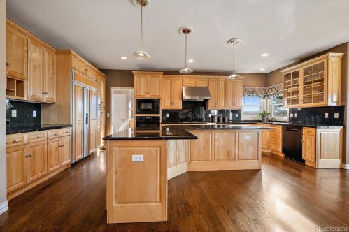 10195 Quarry Hl Pl, Parker CO 80134-3748 exterior