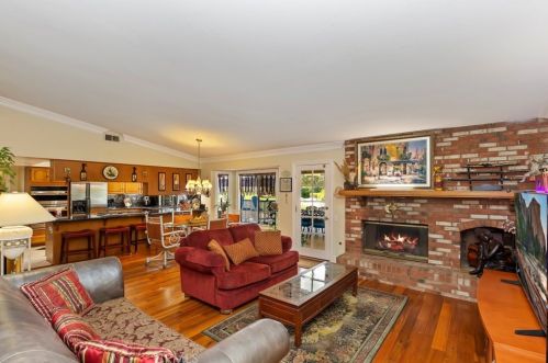 1678 Southport Dr, Riverside CA  92506-5449 exterior