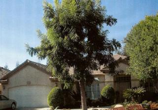4590 Rio Bravo Dr, Fresno, CA 93722-3235