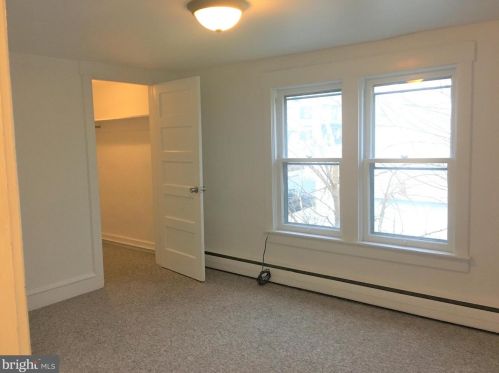 42 Lincoln Ave, Ephrata PA  17522-2714 exterior