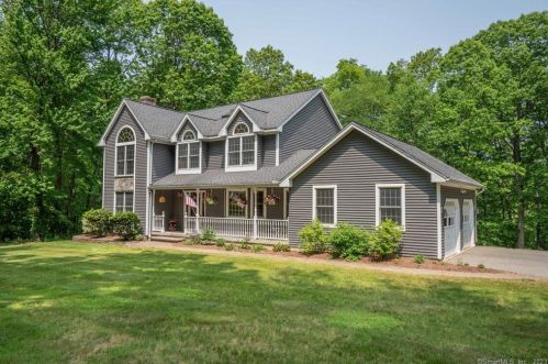 53 Scarboro Rd, Hebron CT  06248-1339 exterior