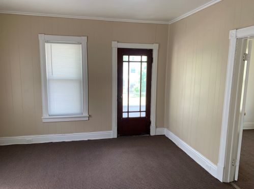 184 Entrance Ave, Kankakee, IL 60901-3712